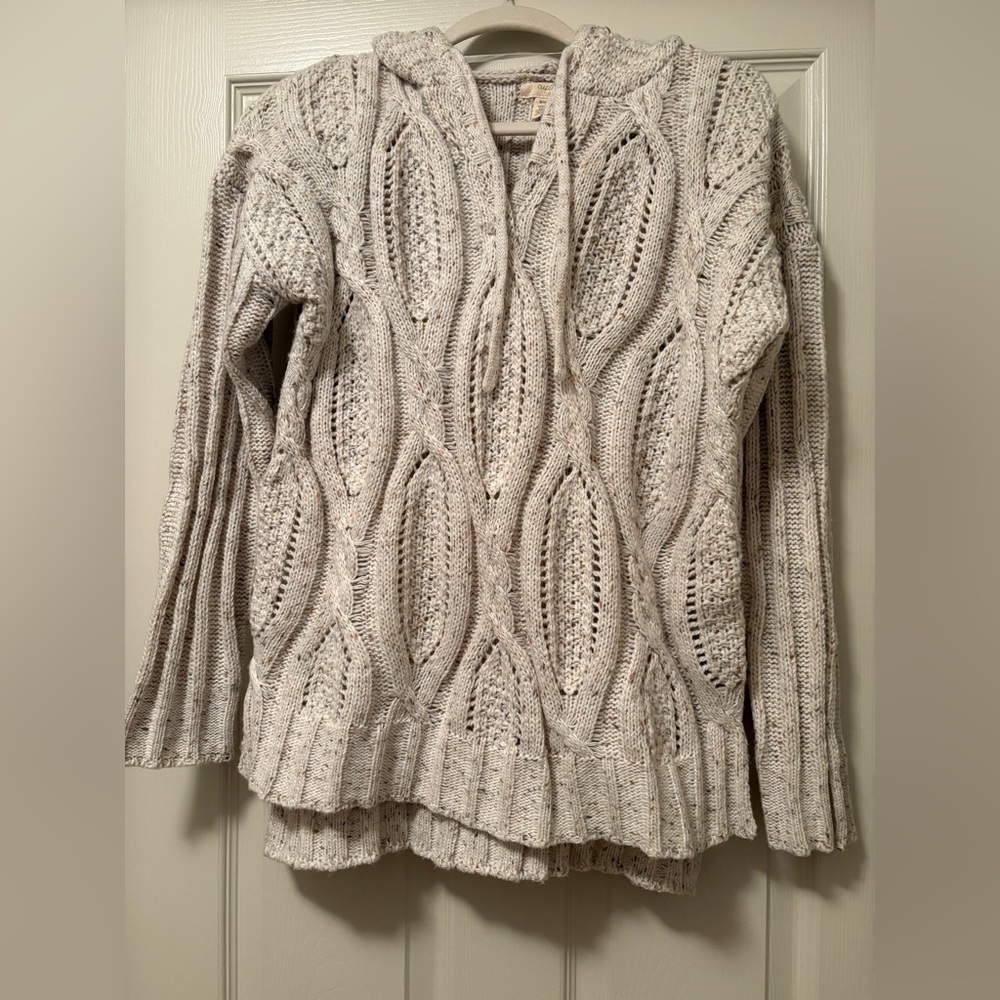 Cupio Cozy Hooded Cream Cable Knit Sweater